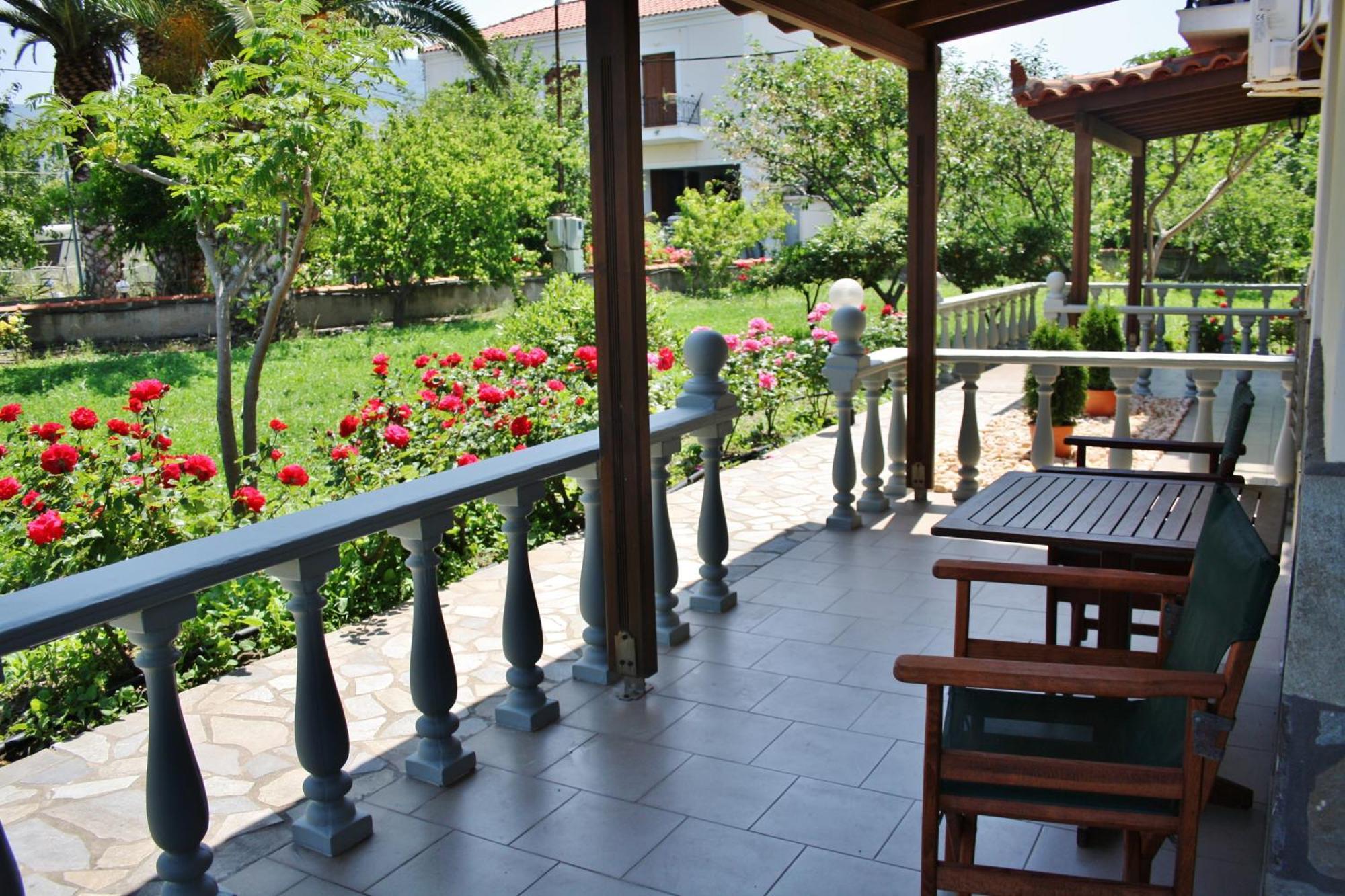 Villa Vicky Петра Екстериор снимка