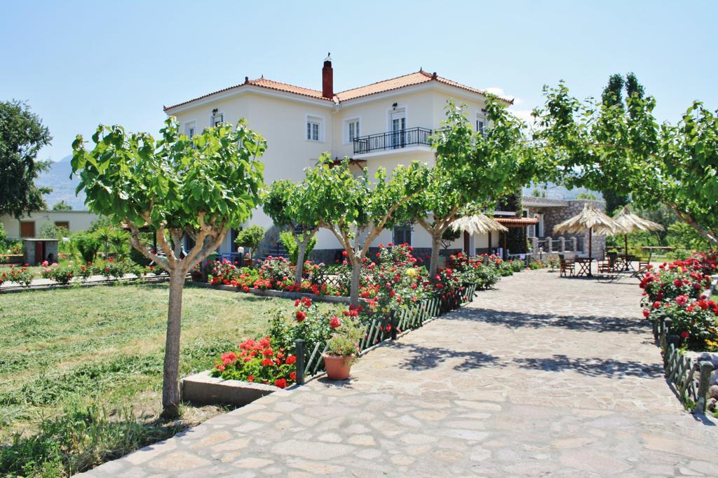 Villa Vicky Петра Екстериор снимка