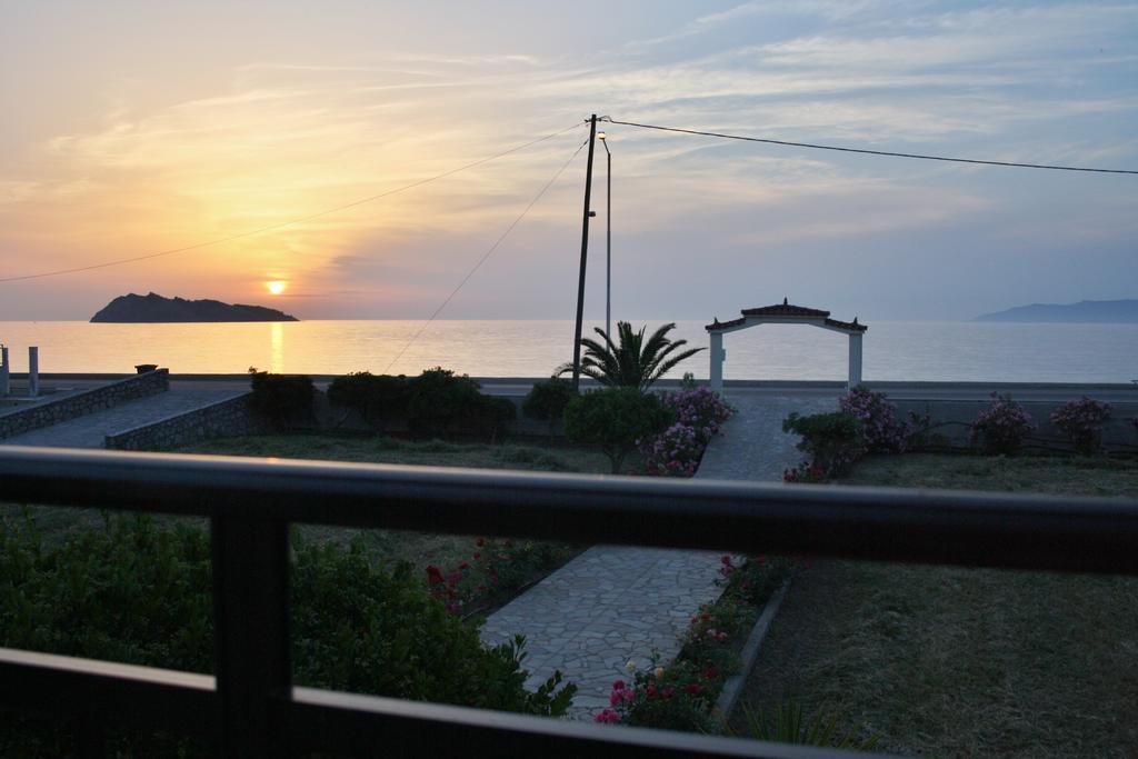 Villa Vicky Петра Екстериор снимка